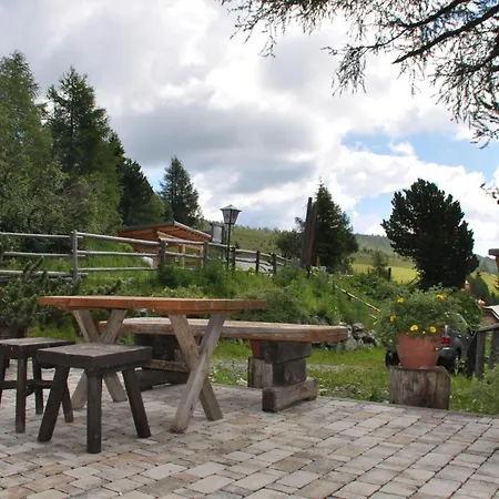 Apartment Kaerntnerhaus In Falkertsee By Interhome *